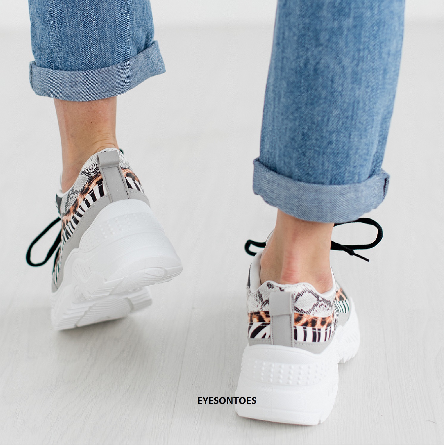 stylish gym shoes for women
